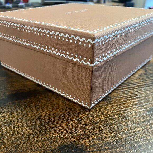 Jo Malone Ginger Bread Limited Edition Gift Box - Picture 4 of 8